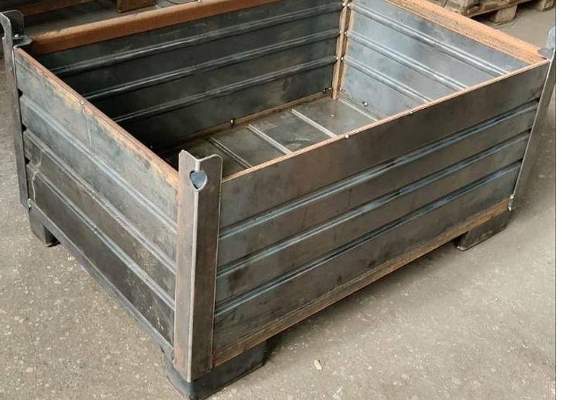 Raw welded steel container before coating